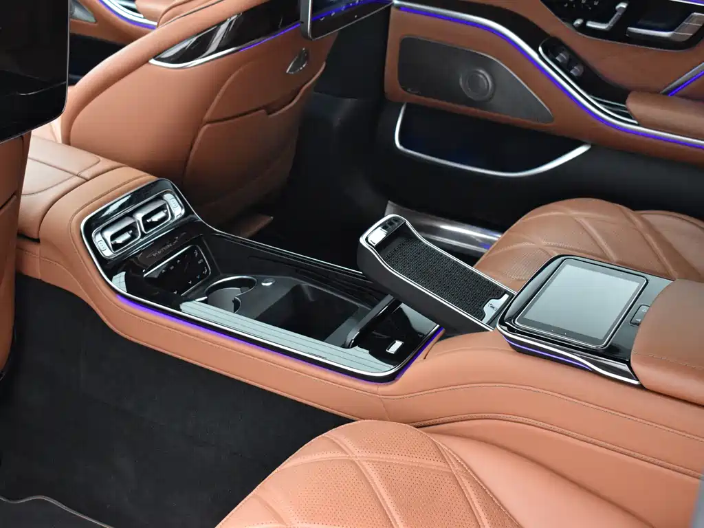 Mercedes-Benz Maybach S-Class 2021 — фото 21