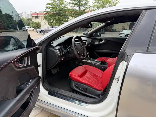 Audi A7 2012