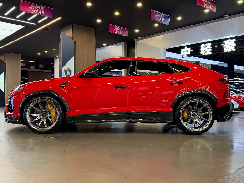 Lamborghini Urus 2019 — фото 5