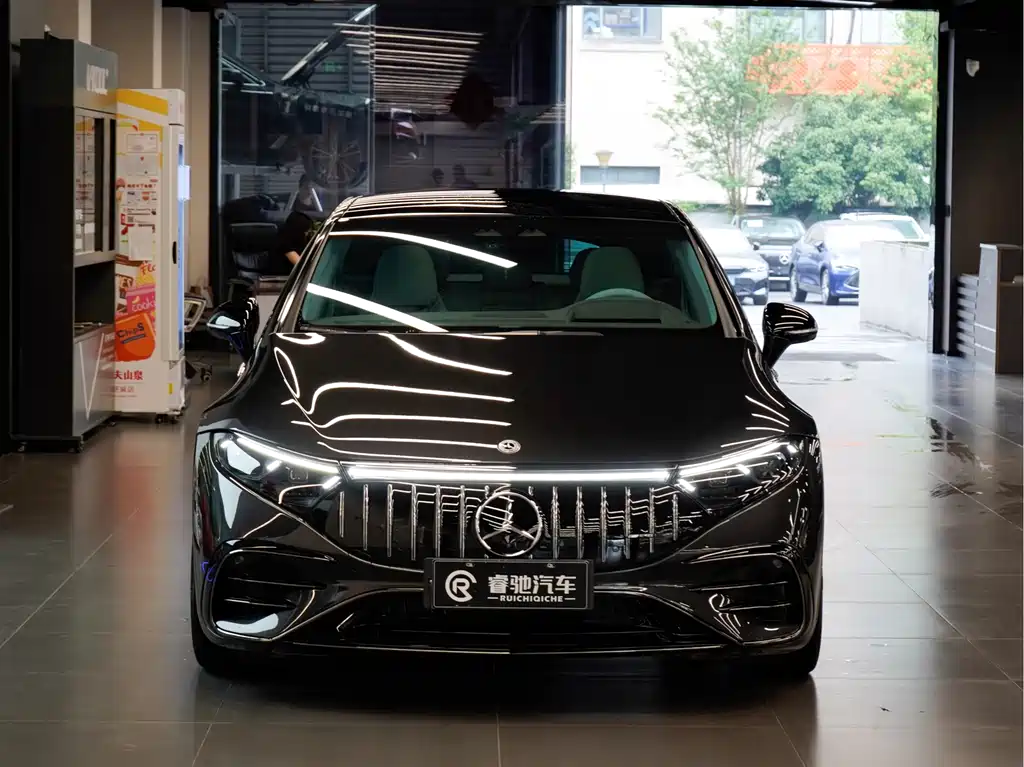 Mercedes-Benz EQS AMG 2025 — фото 2