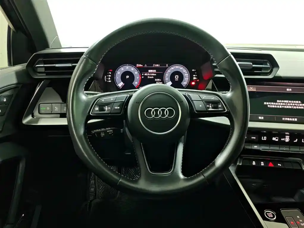 Audi A3 2022 — фото 11