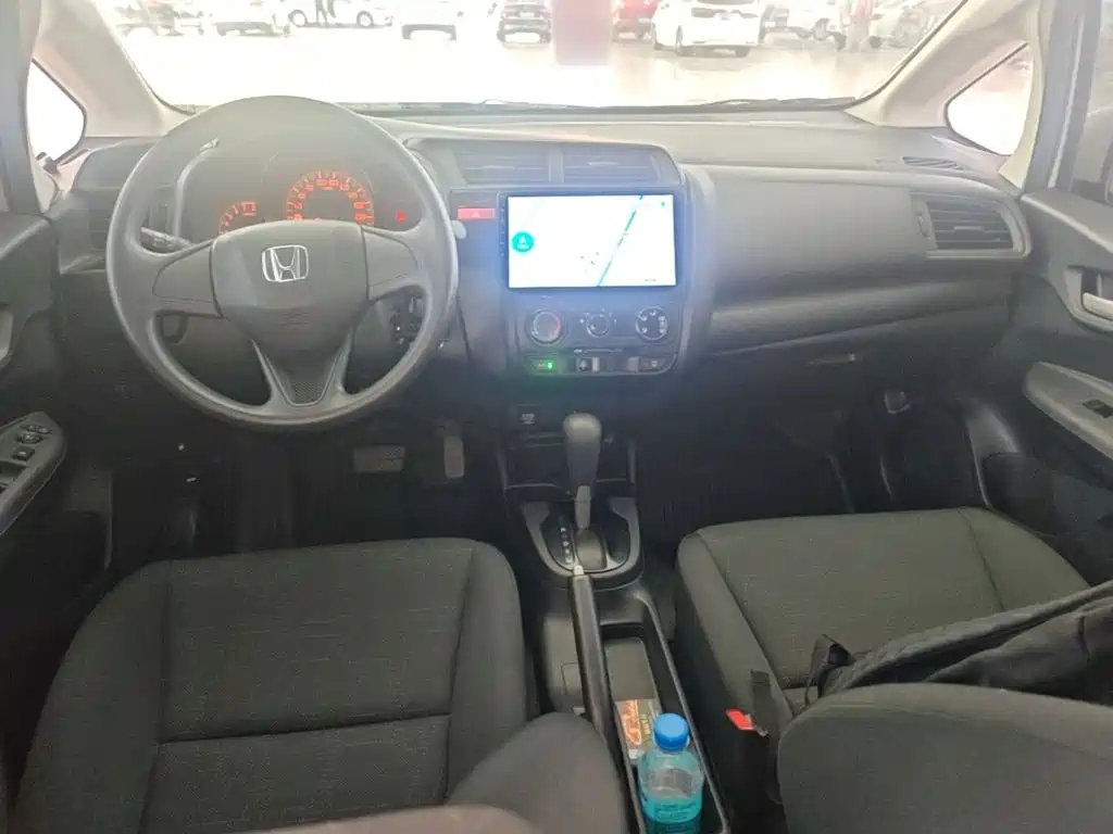 Honda Fit 2016 — фото 10