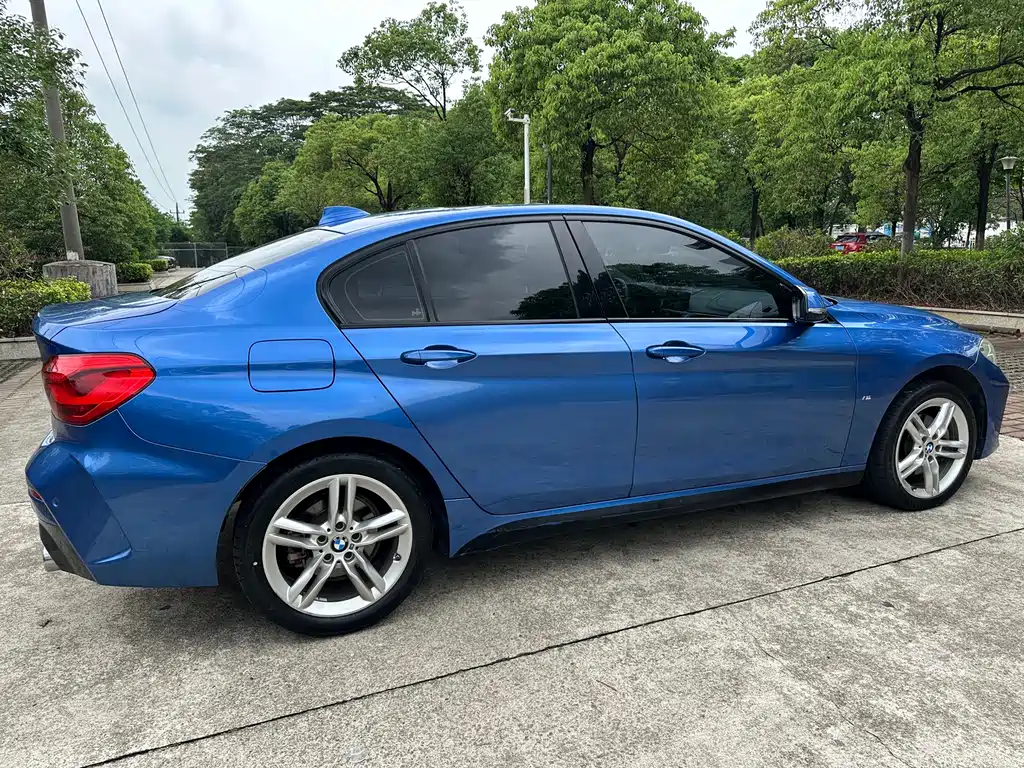 BMW 1 Series 2020 — фото 14