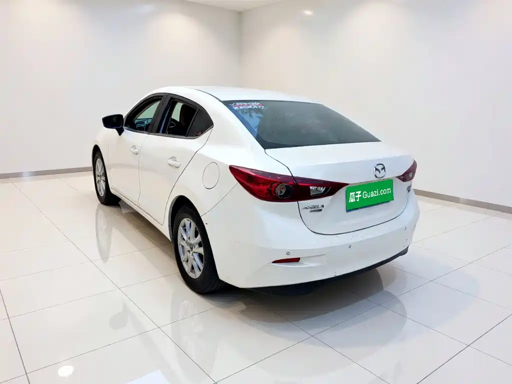 Mazda 3 Axela 2019