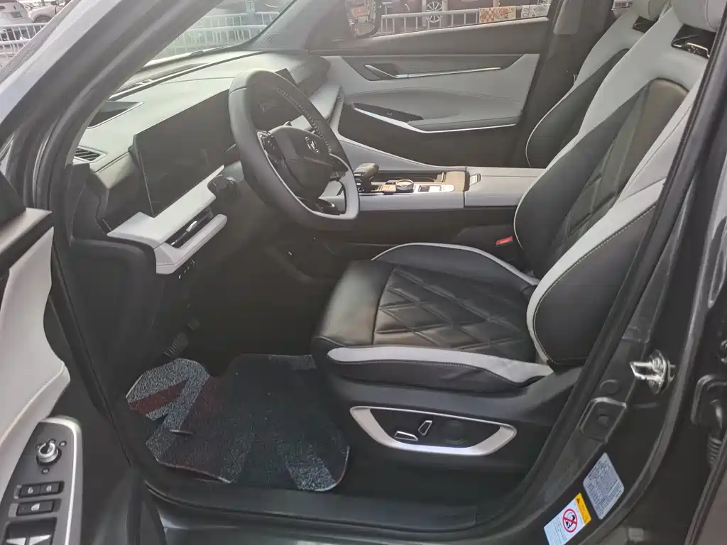 Changan CS75 PLUS 2023 — фото 4