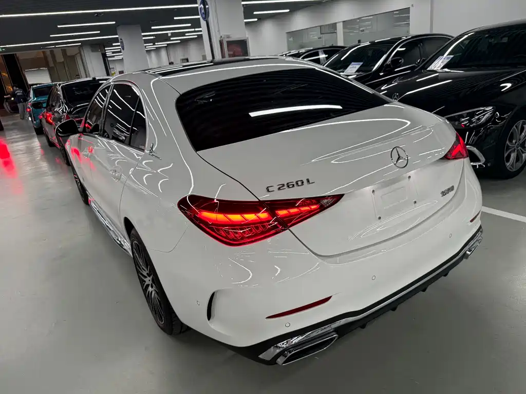 Mercedes-Benz C-Class 2026 — фото 13