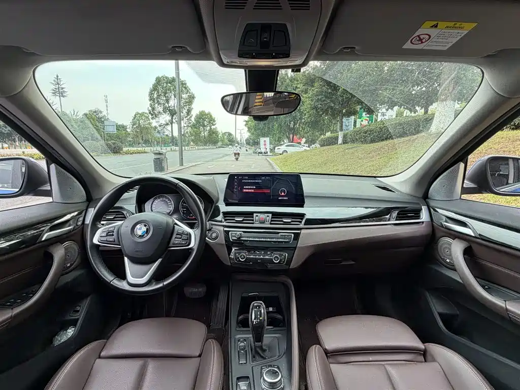 BMW X1 2019 — фото 11