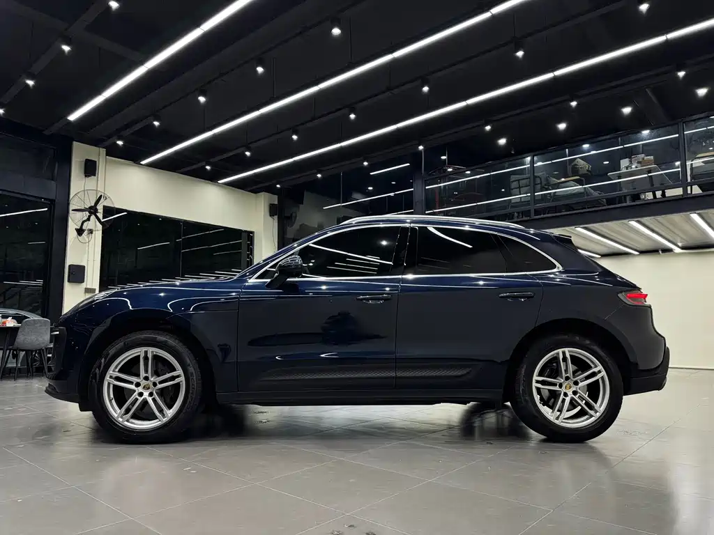Porsche Macan 2022 — фото 6