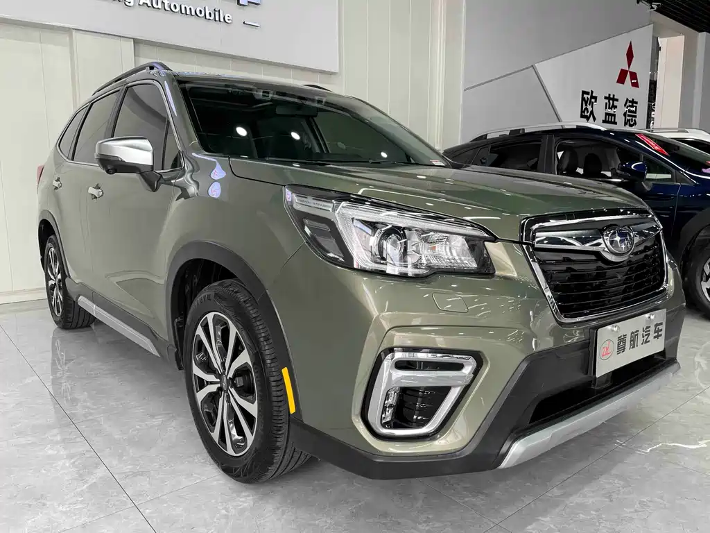 Subaru Forester 2021 — фото 10