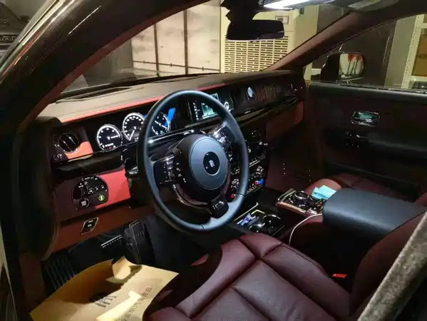Rolls-Royce Phantom 2021