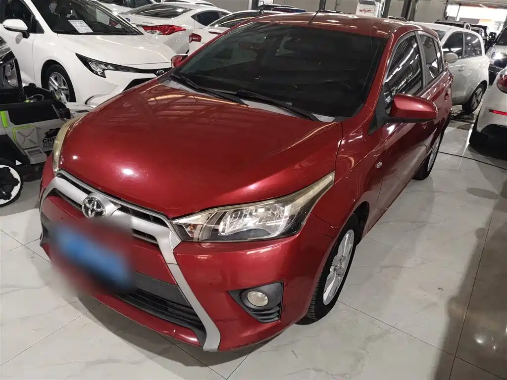 Toyota Yaris L 2014 — фото 2