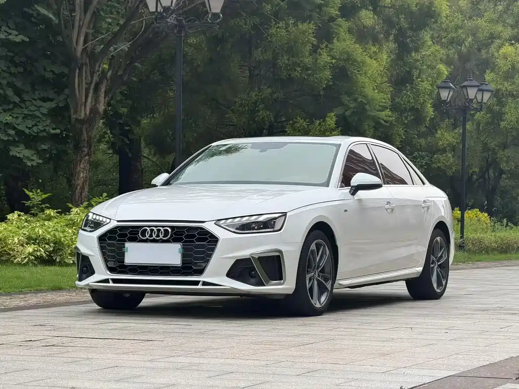 Audi A4L 2020