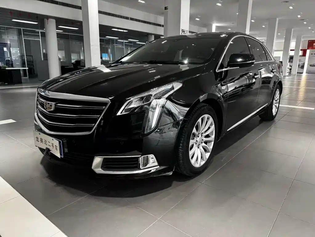 Cadillac XTS 2019 — фото 1