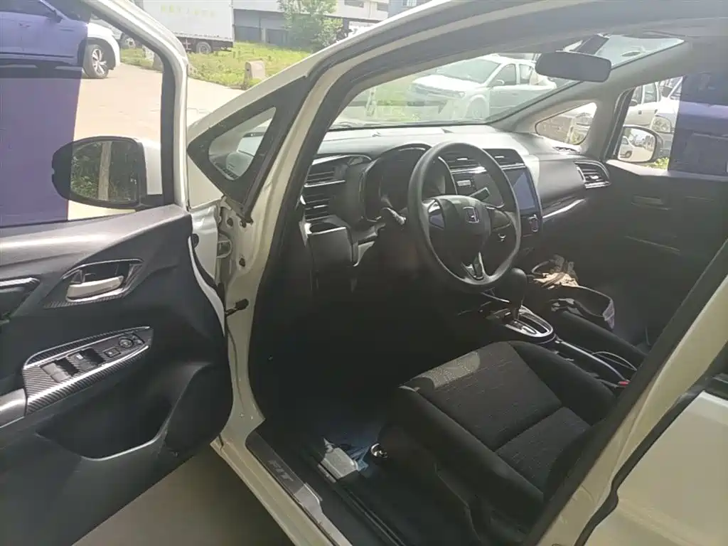 Honda Fit 2019 — фото 16