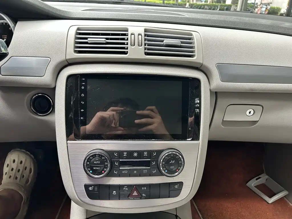 Mercedes-Benz R-Class 2013 — фото 10