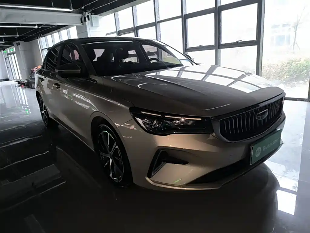 Geely Emgrand 2022 — фото 4