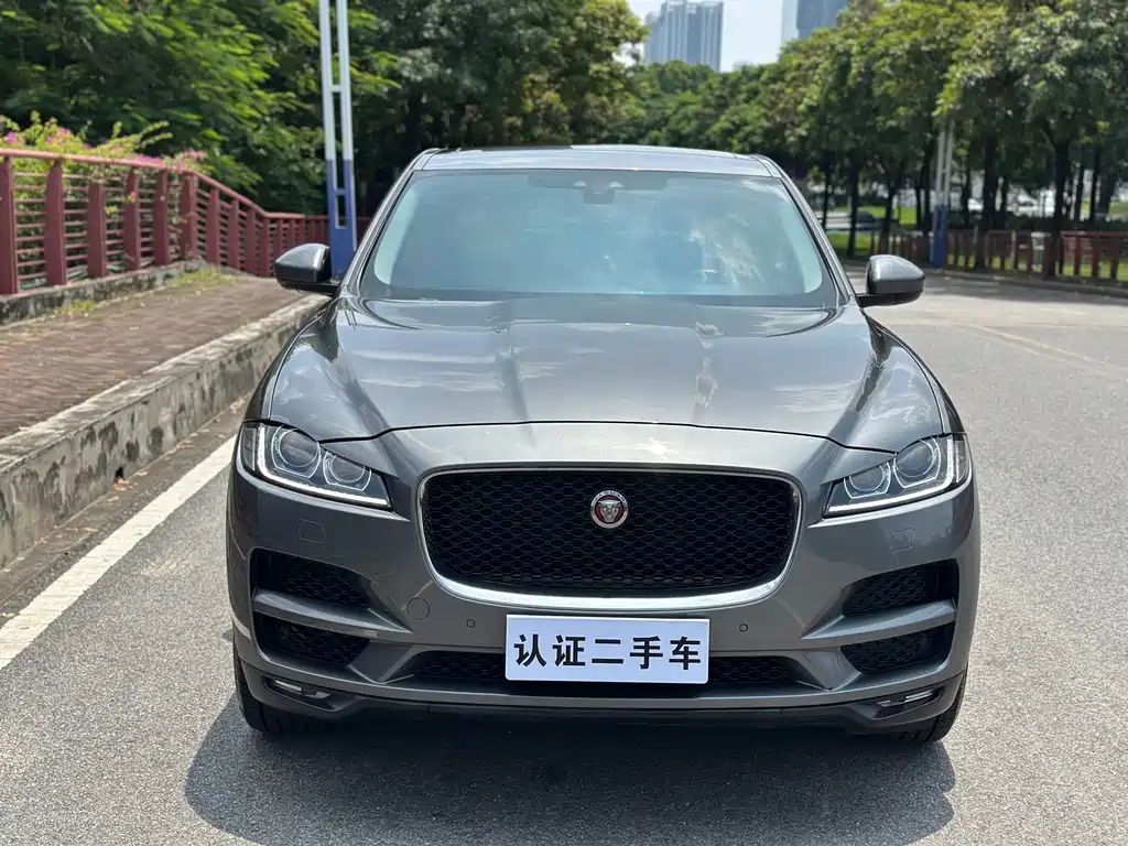 Jaguar F-PACE 2017 — фото 2