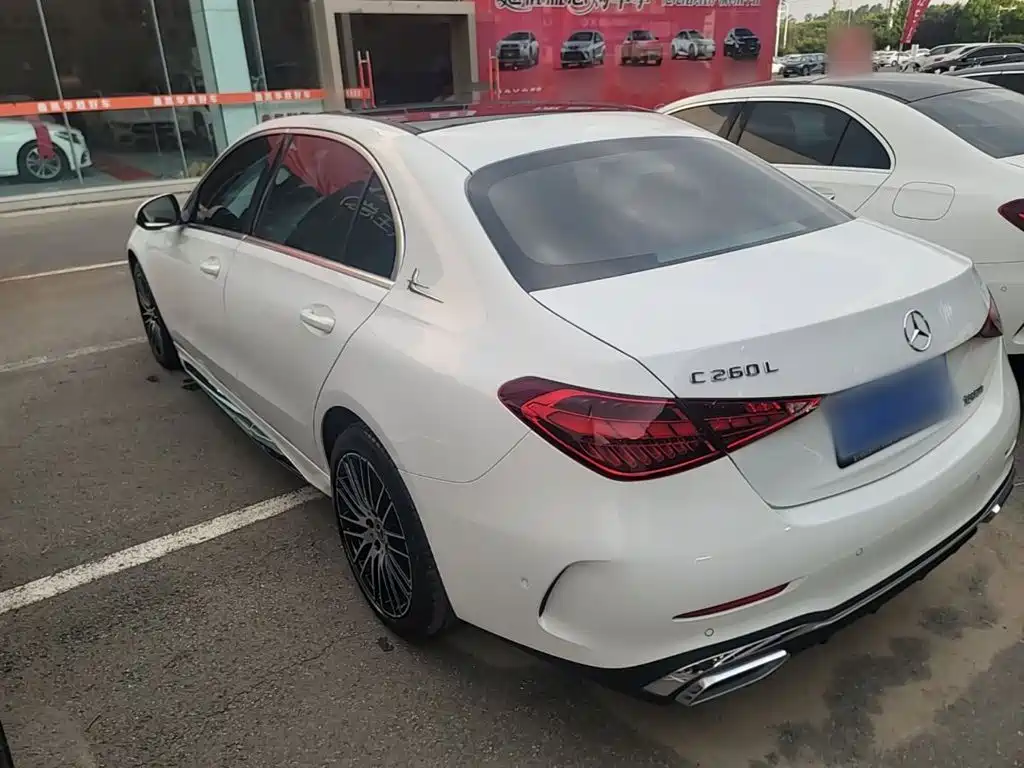 Mercedes-Benz C-Class 2023 — фото 5