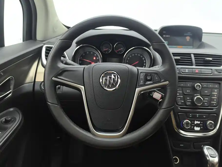 Buick Encore 2015 — фото 15