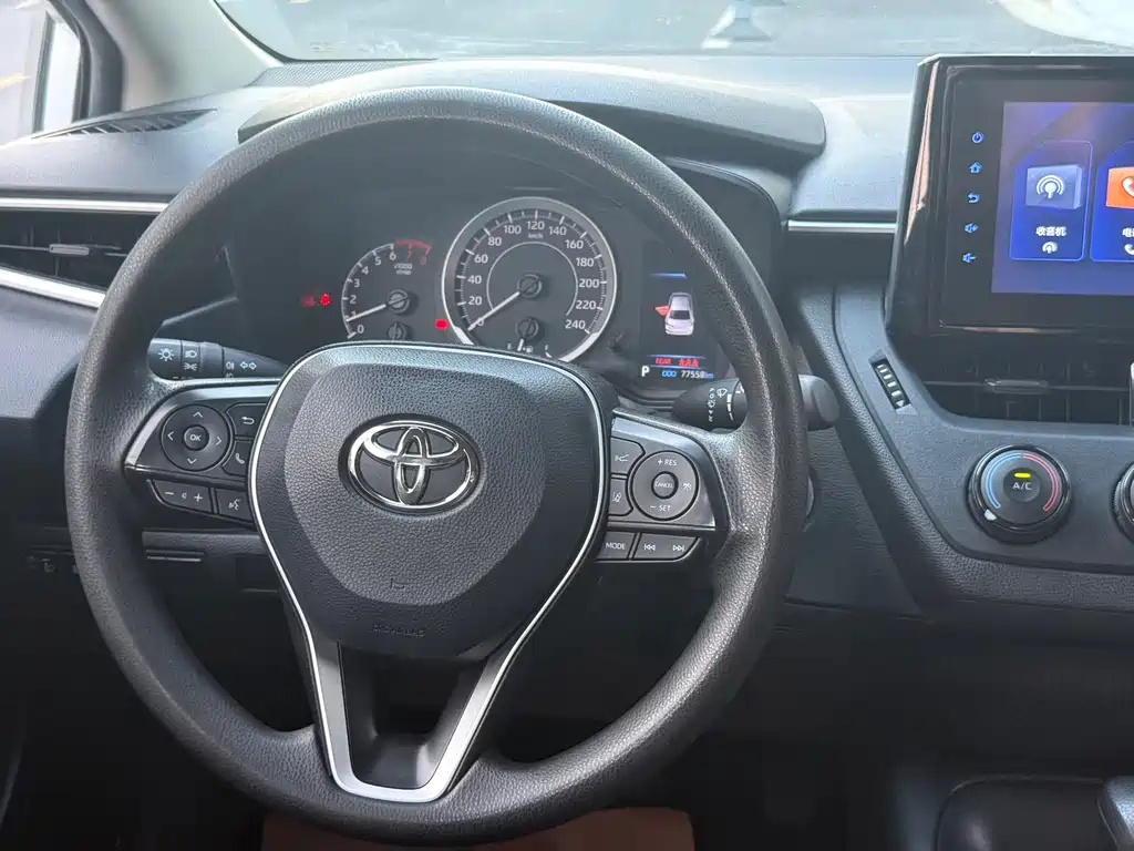 Toyota Corolla 2022 — фото 11