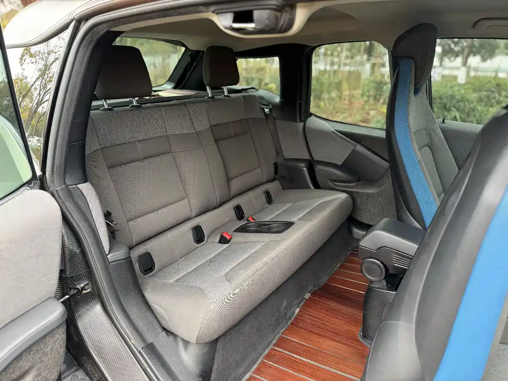 BMW i3 2016 — фото 16