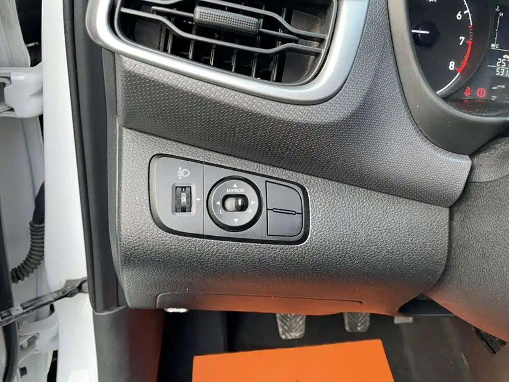 Hyundai Verna 2018 — фото 24