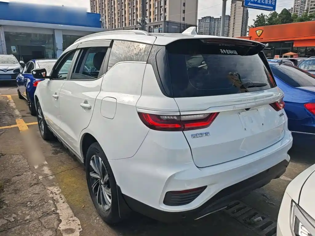 Geely Vision X6 2020 — фото 5