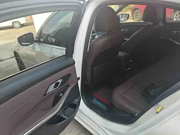 BMW 3 Series 2021