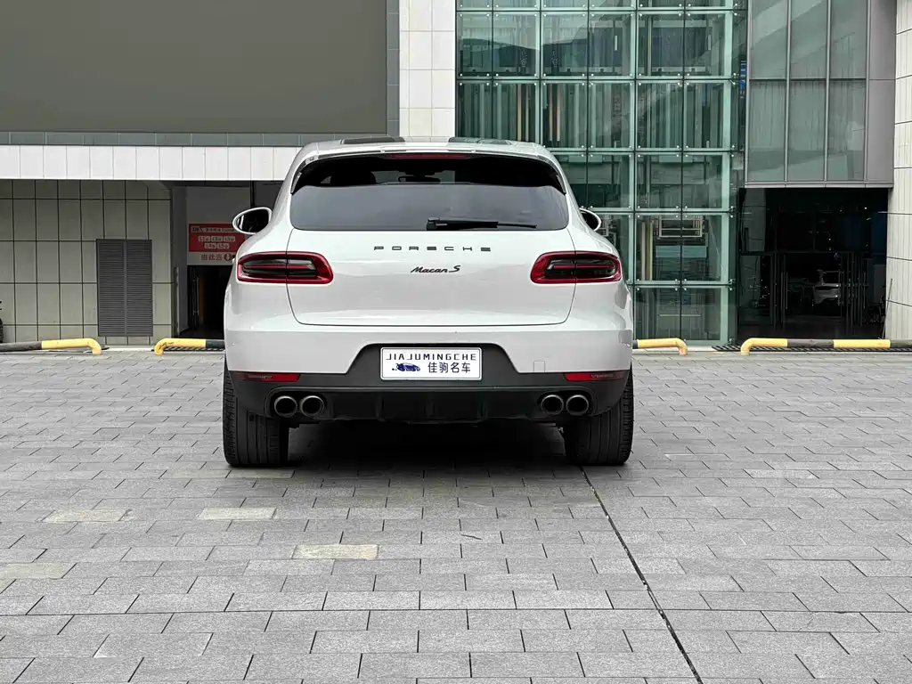 Porsche Macan 2017 — фото 8