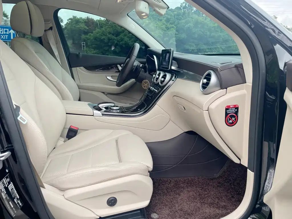 Mercedes-Benz GLC 2019