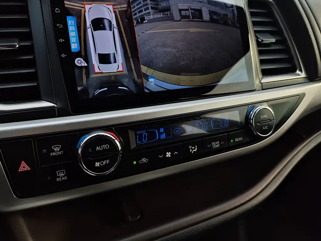Toyota Highlander 2017 — фото 10
