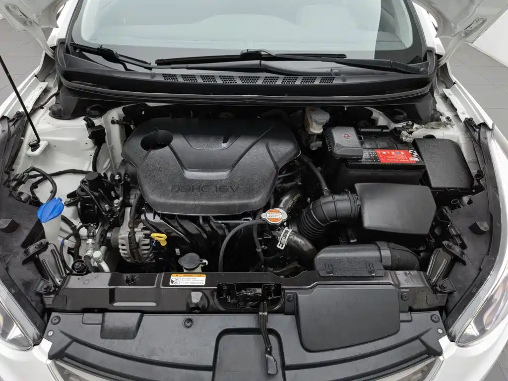 Hyundai Elantra 2017