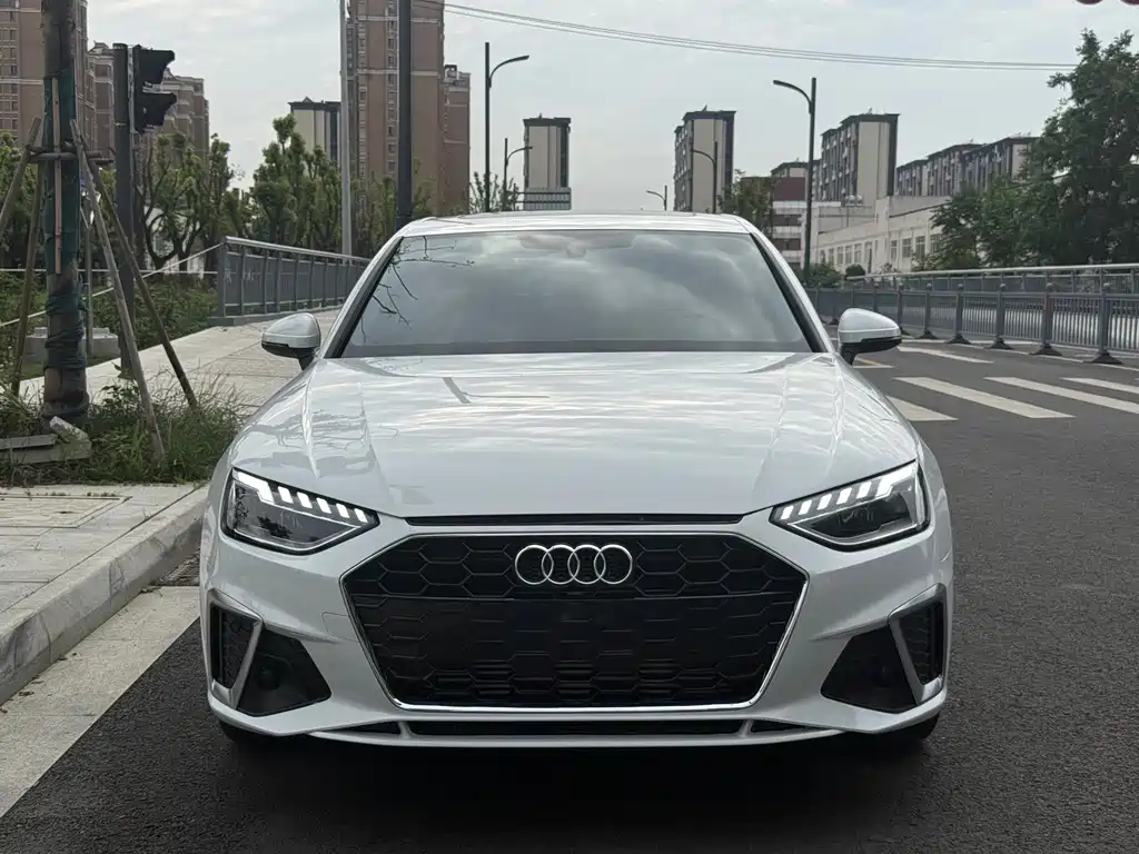 Audi A4L 2024