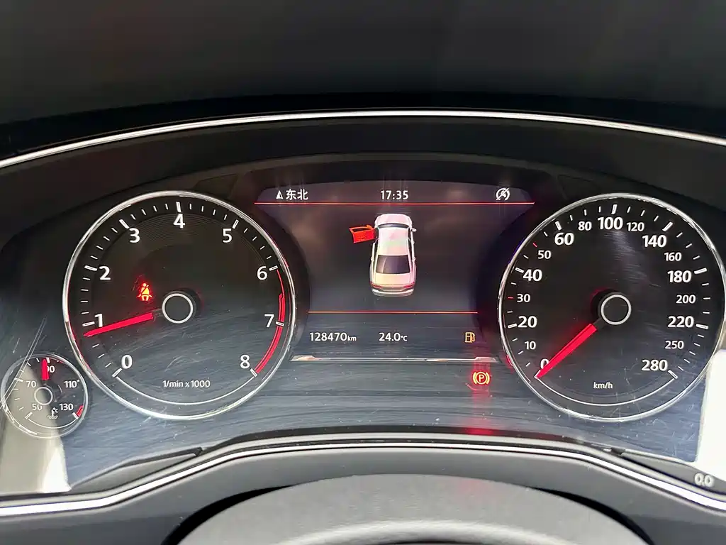 Volkswagen Phideon 2019 — фото 17