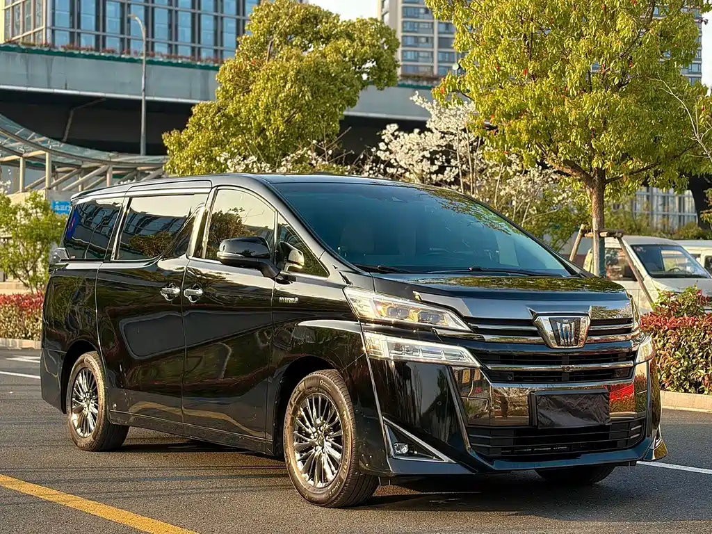 Toyota Vellfire 2021 — фото 4