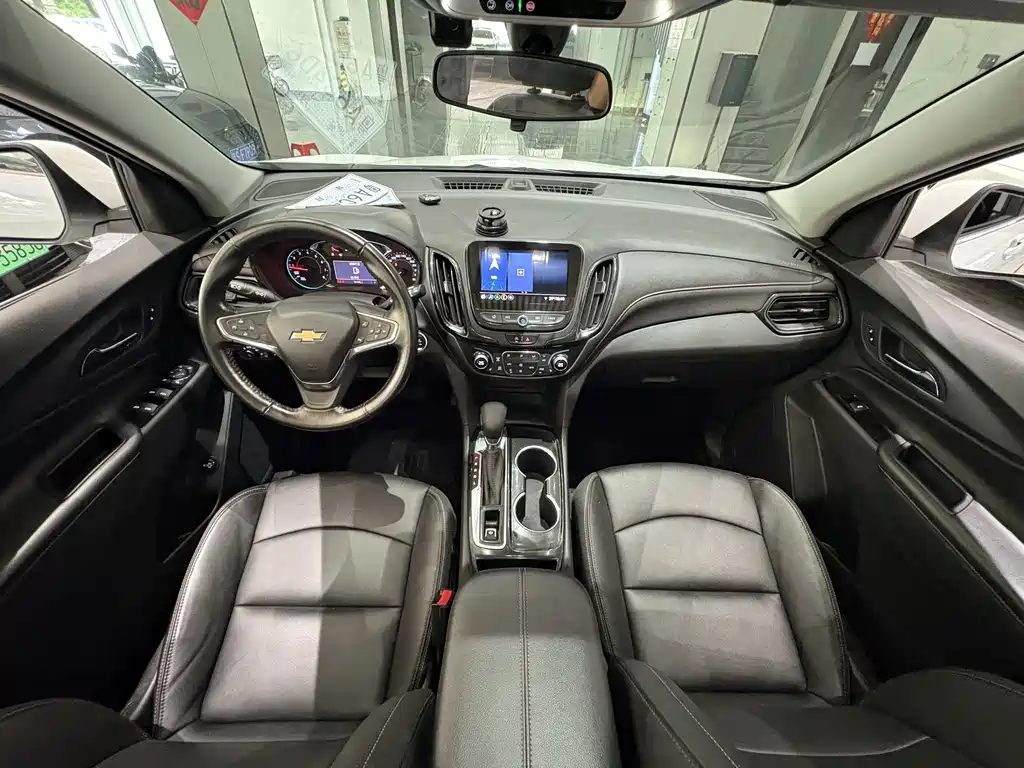 Chevrolet Equinox 2022 — фото 16