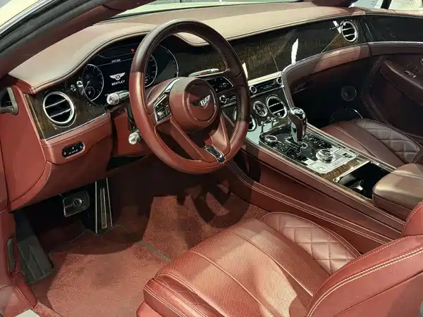 Bentley Continental 2020