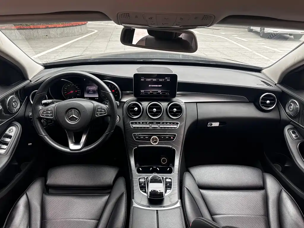 Mercedes-Benz C-Class 2017 — фото 10