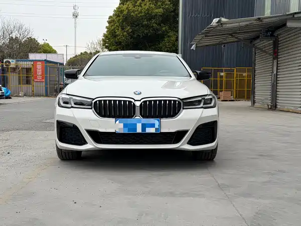 BMW 5 Series 2022