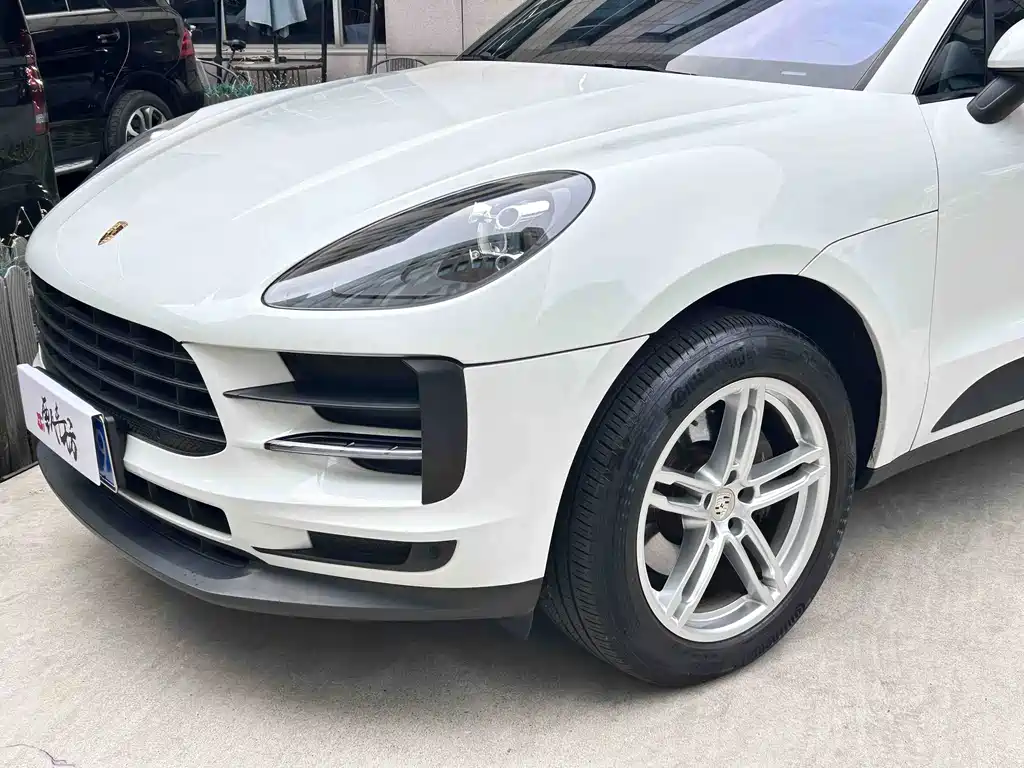Porsche Macan 2020 — фото 3