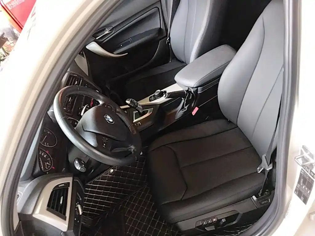 BMW 1 Series 2015 — фото 15