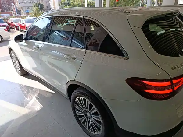 Mercedes-Benz GLC 2016