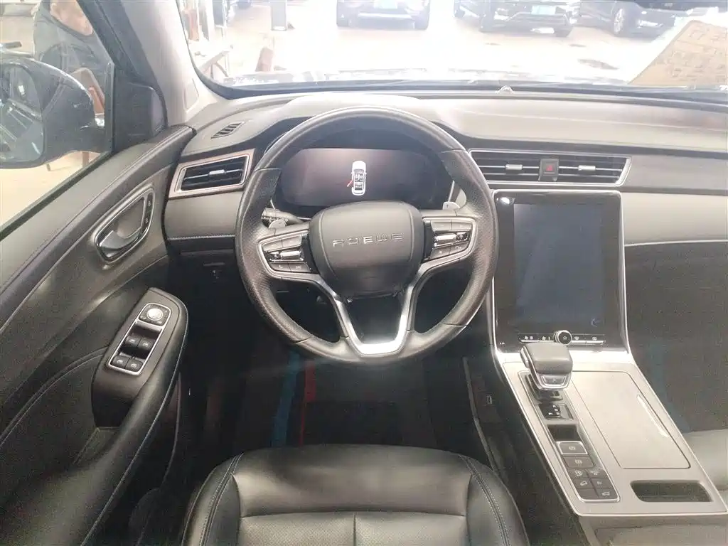 Roewe RX5 New Energy 2021 — фото 11