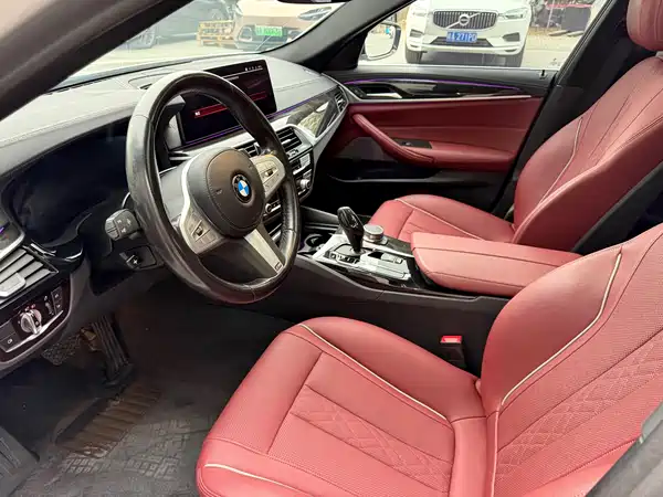 BMW 5 Series 2022