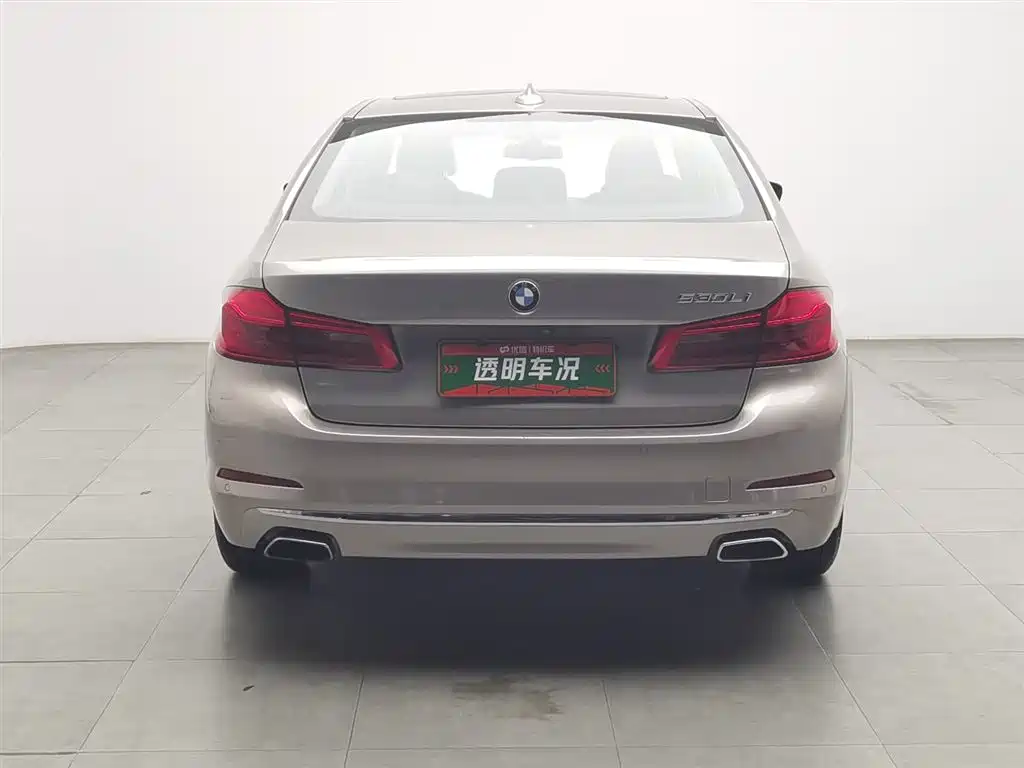 BMW 5 Series 2018 — фото 4