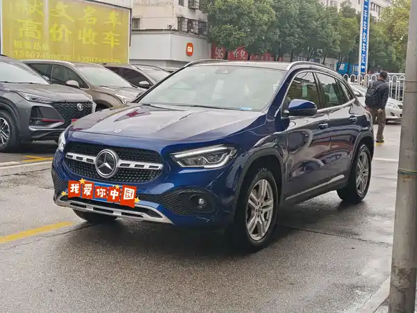 Mercedes-Benz GLA 2023