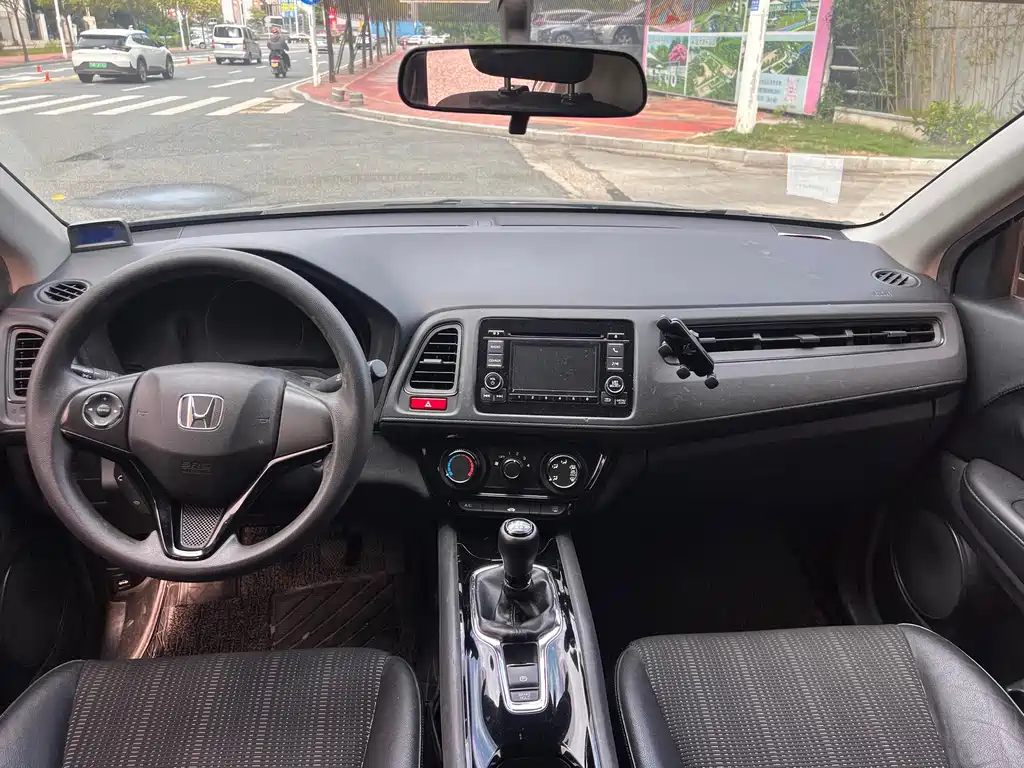 Honda Vezel 2015 — фото 9