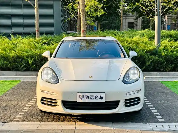 Porsche Panamera 2015