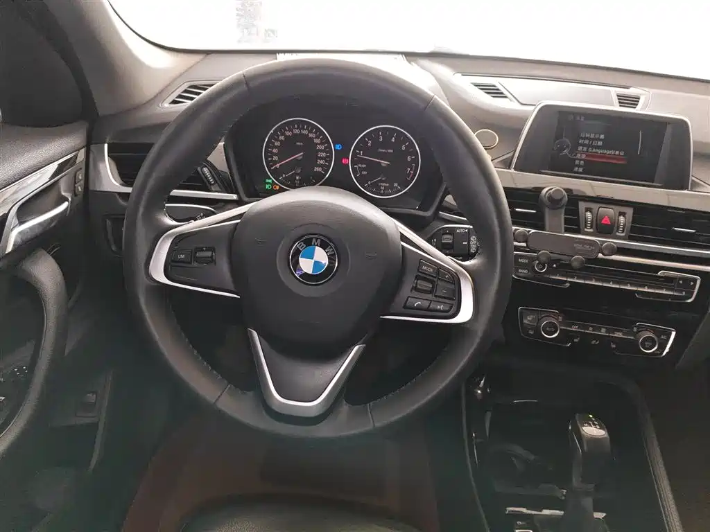 BMW X1 2016 — фото 11