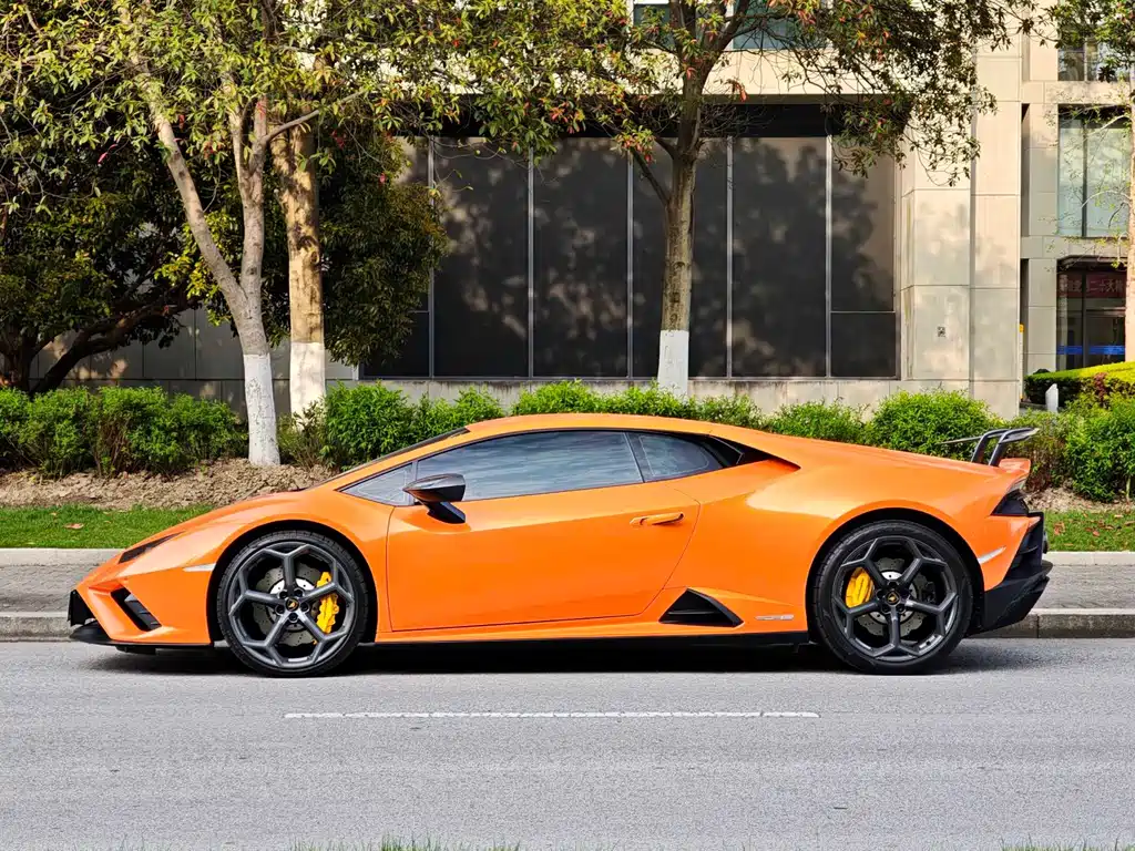 Lamborghini Huracán 2023 — фото 7